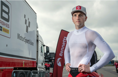 Base Brothers! Andrew Irwin Joins Glenn On Team Zerofit for BSB Season.